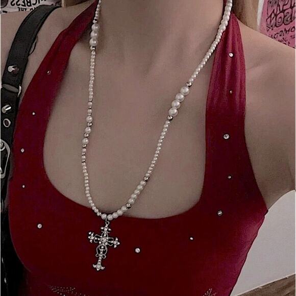 Multilayer Pearl Cross Punk Necklace - Picture 3 of 3